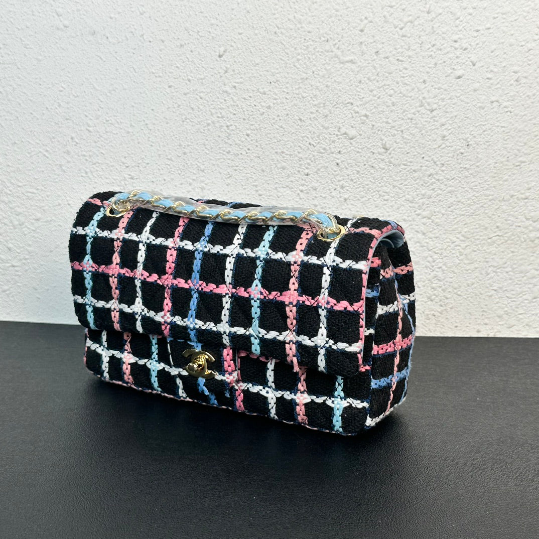 Elite Carryalls