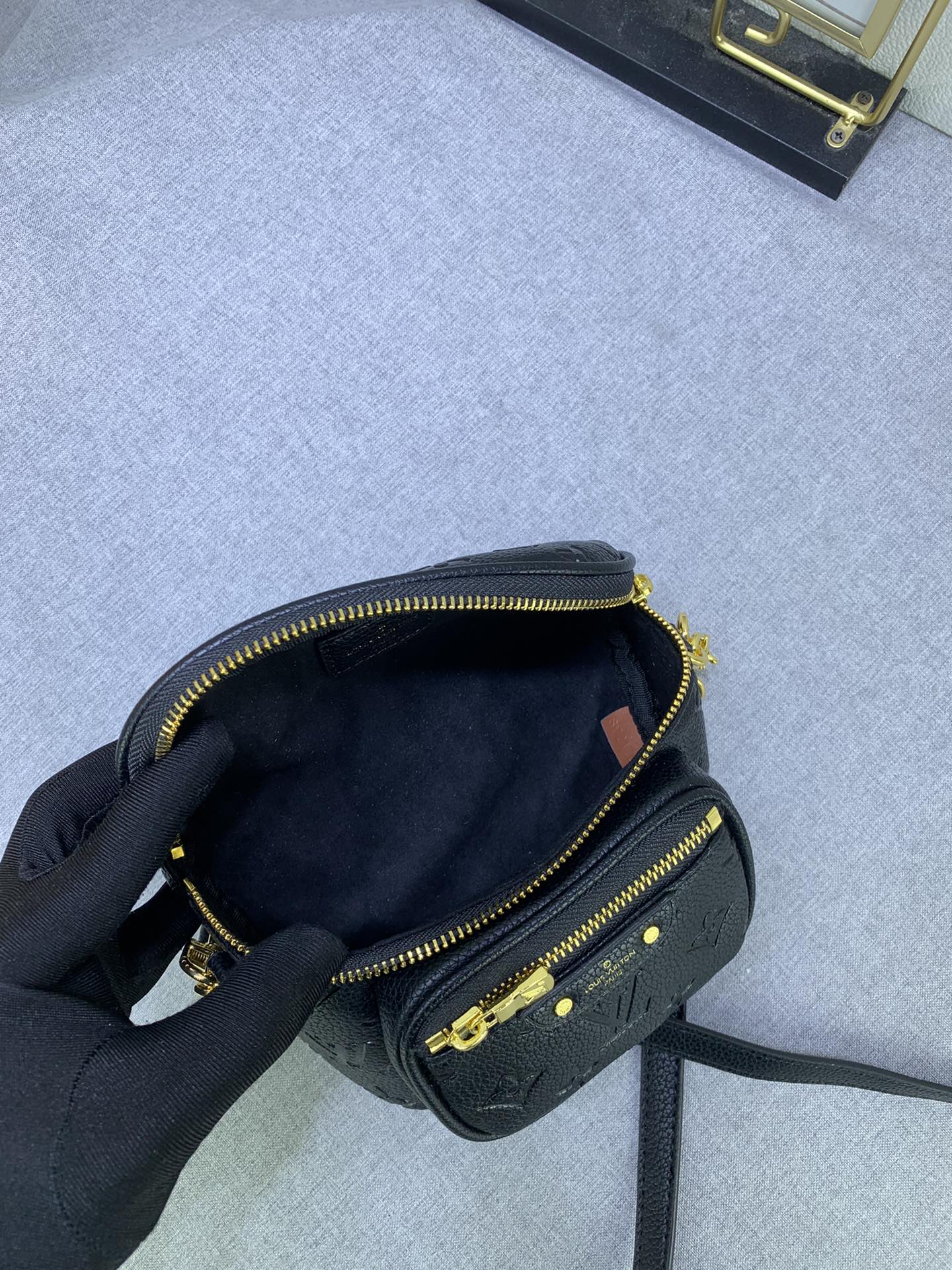 Elite Carryalls