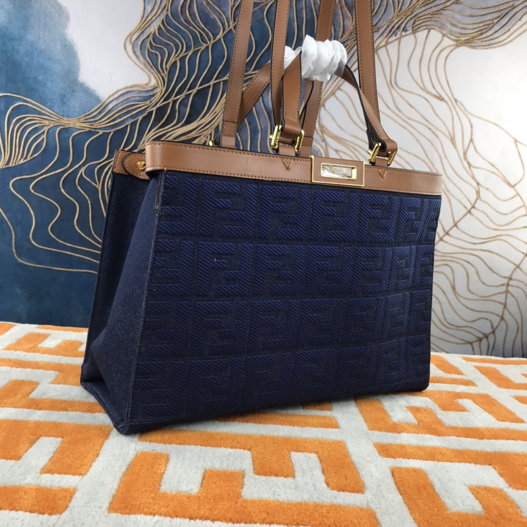 Elite Carryalls