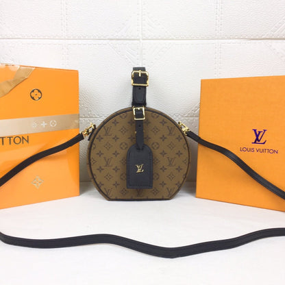 Elite Carryalls