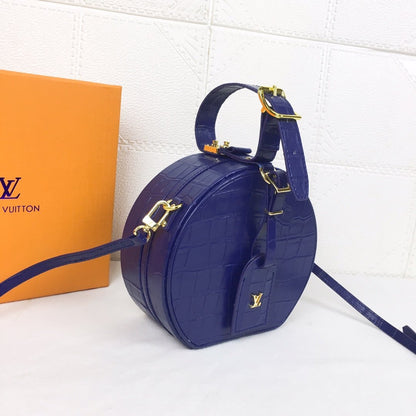 Elite Carryalls