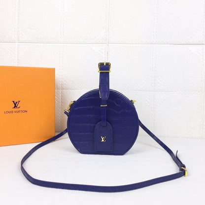 Elite Carryalls