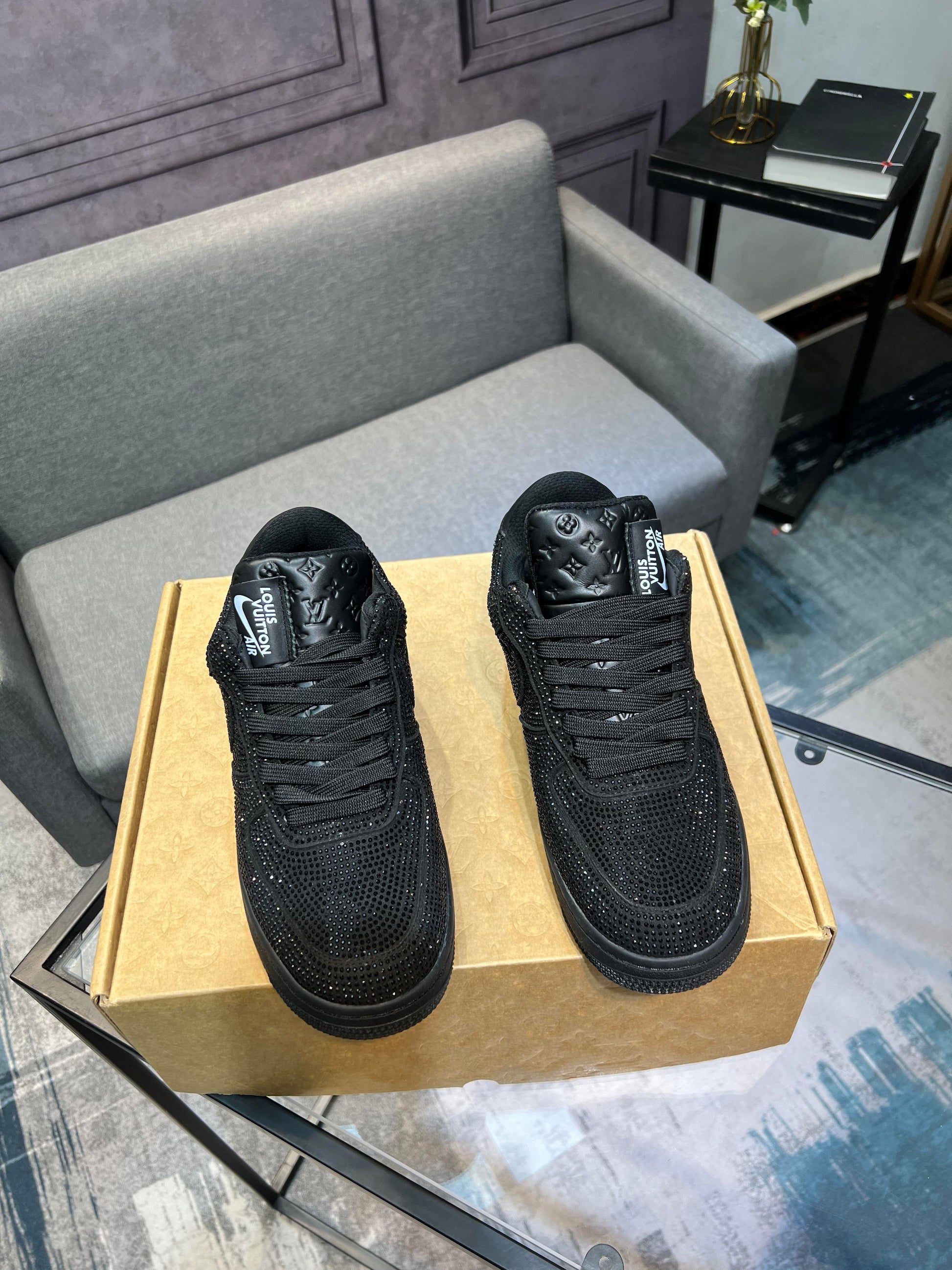 Louis Vuitton Sneakers