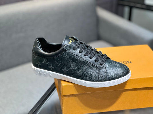 NEW ARRIVAL LOUIS VUITTON  SNEAKER