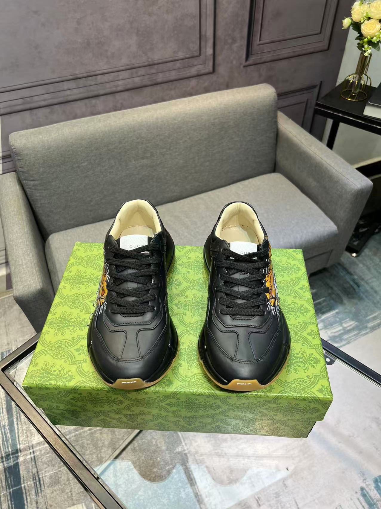 GUCCI RHYTON PRINT LEATHER SNEAKER