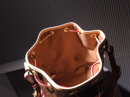 Elite Carryalls