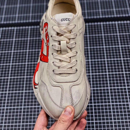 RHYTON SNEAKER WITH MOUTH PRINT