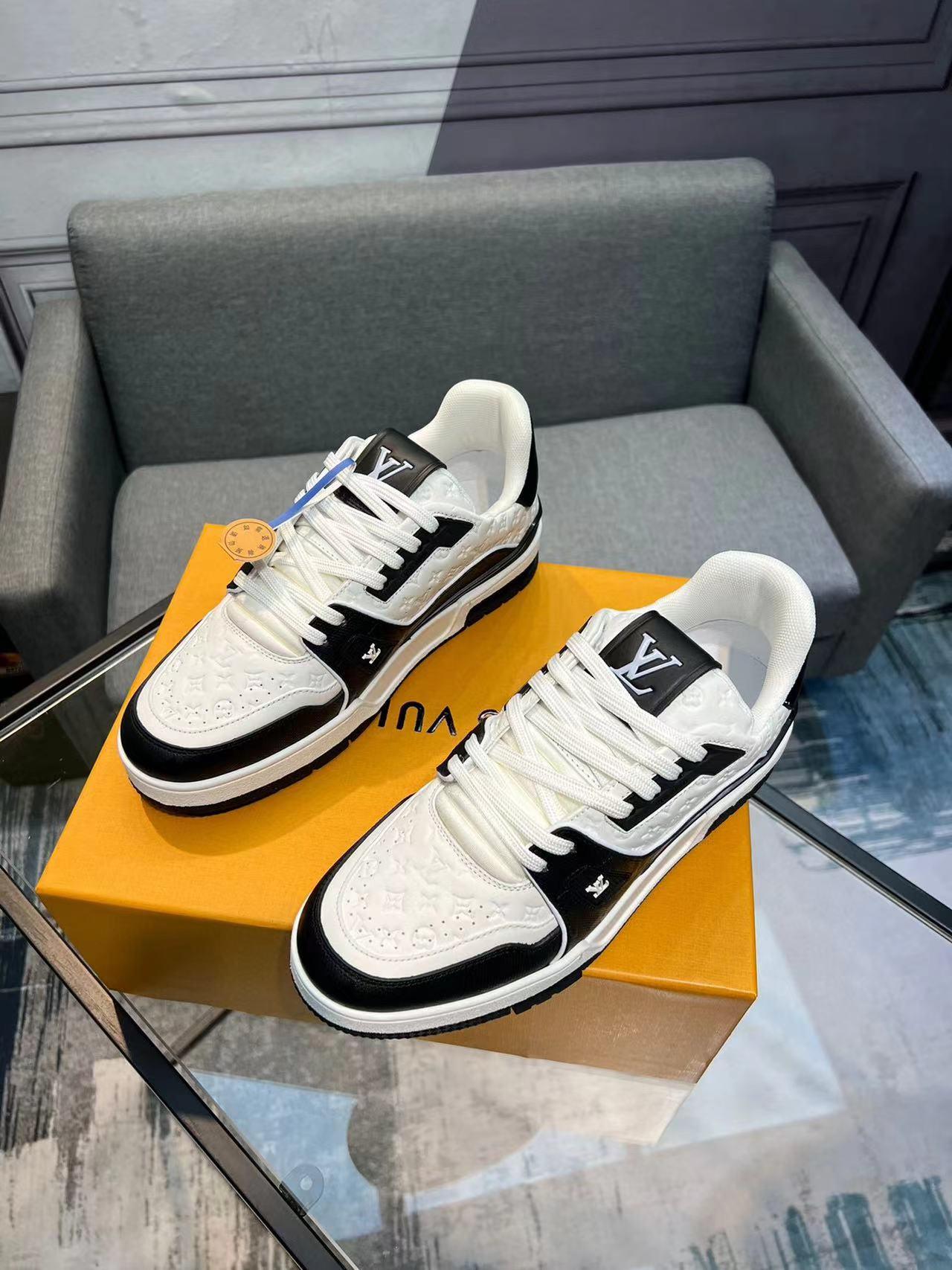Louis Vuitton Lv Trainer #54 Signature Black White Sneaker