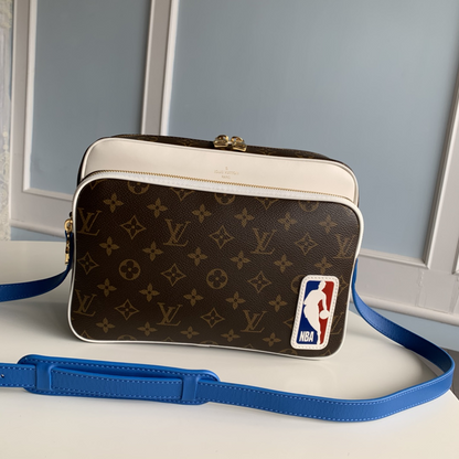 Elite Carryalls