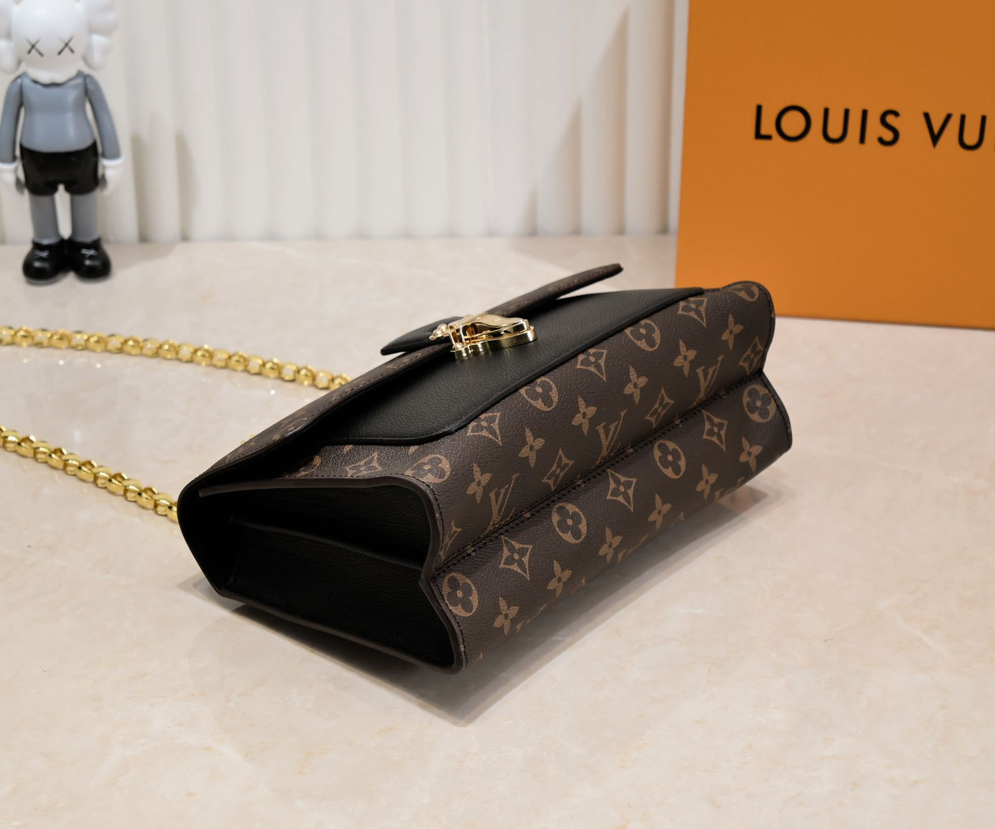 Elite Carryalls