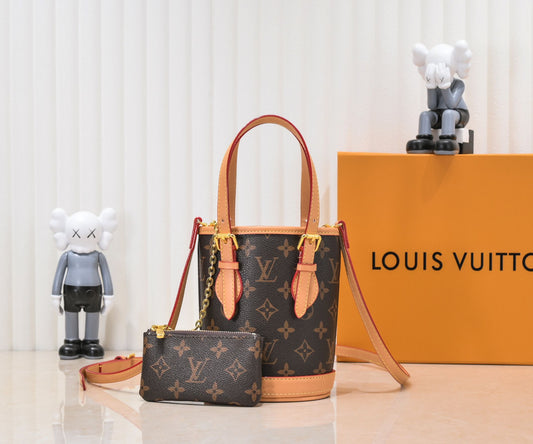 Elite Carryalls