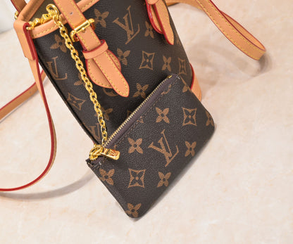 Elite Carryalls