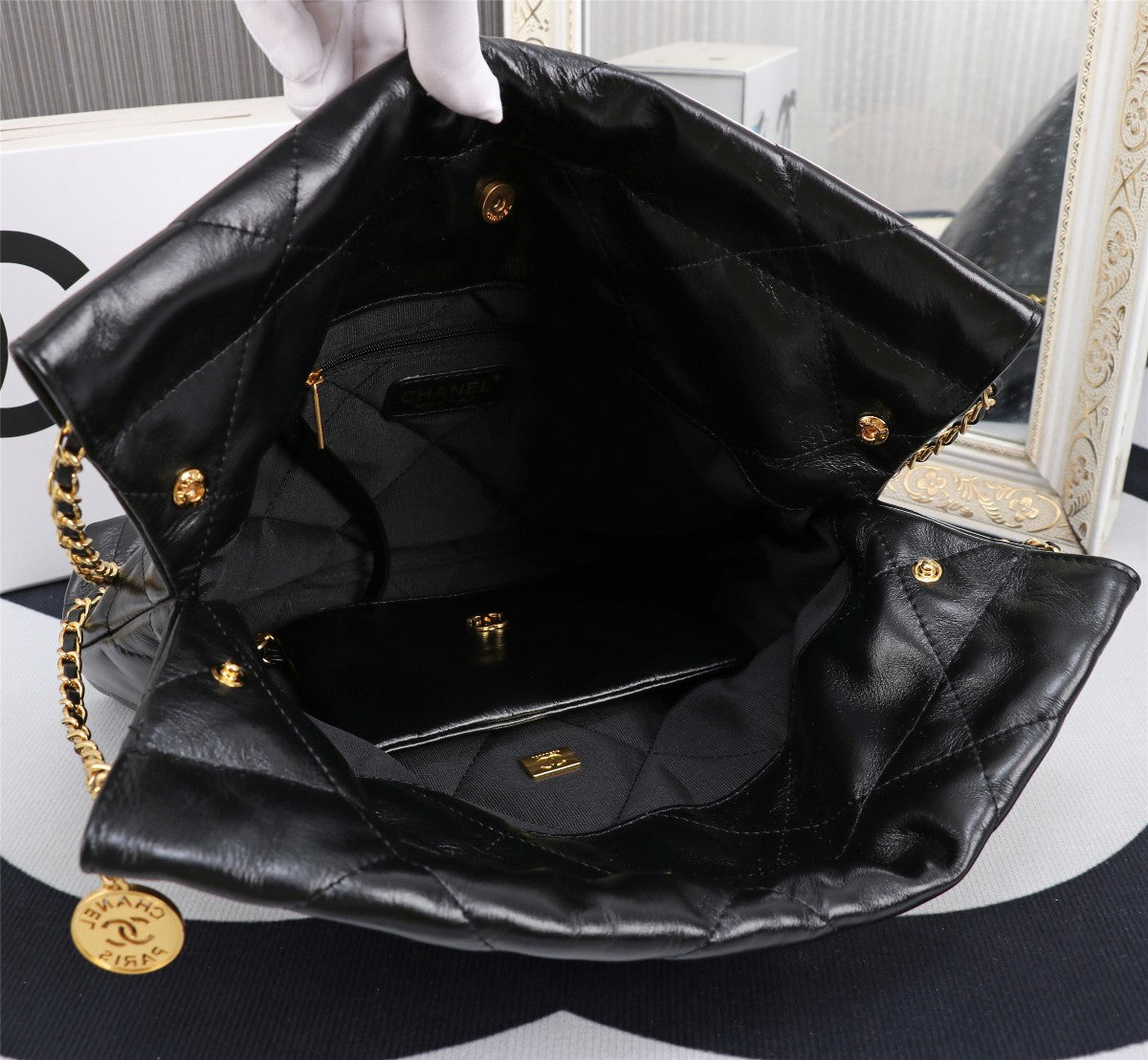 Elite Carryalls