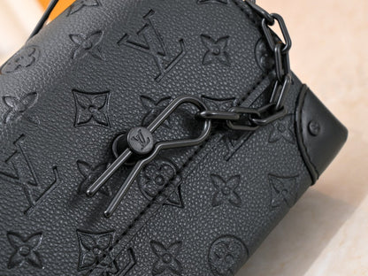 Elite Carryalls