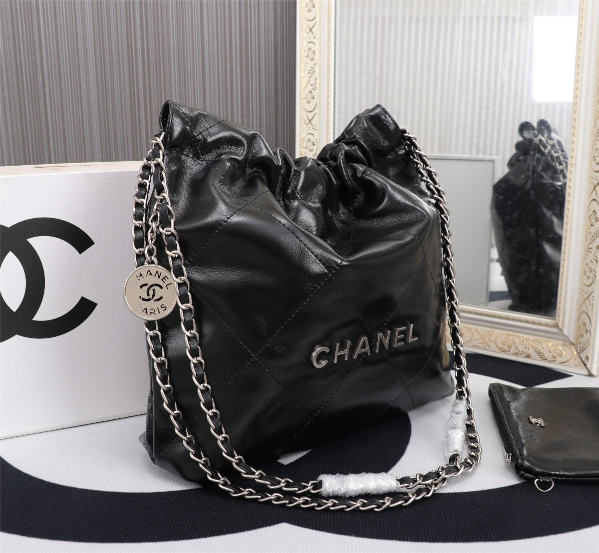 Elite Carryalls