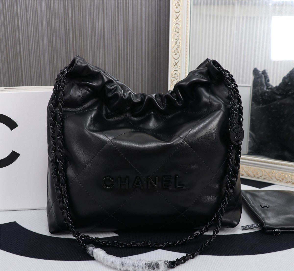 Elite Carryalls