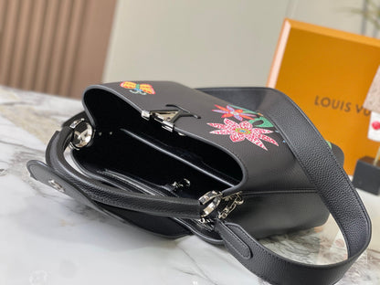 Elite Carryalls
