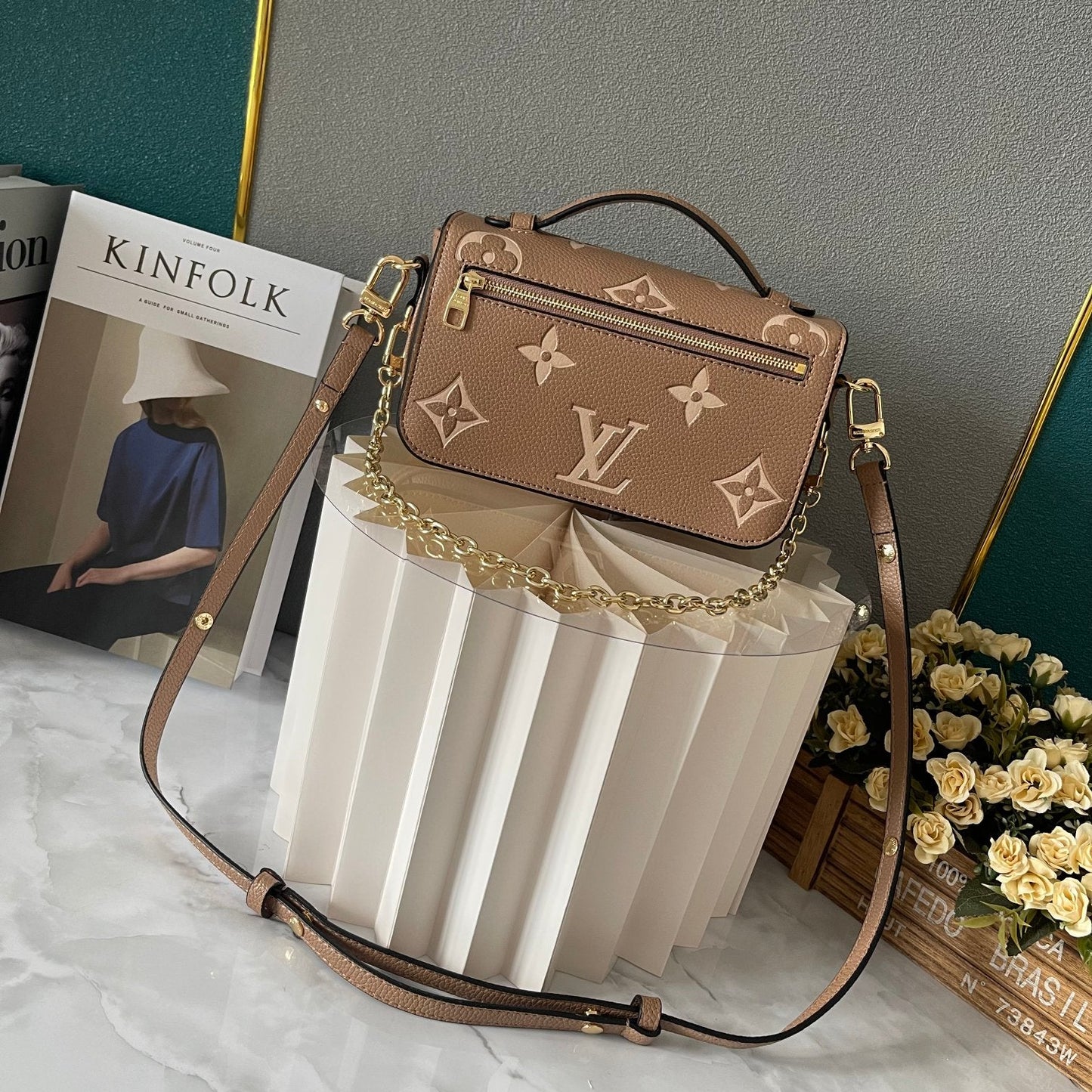 Elite Carryalls