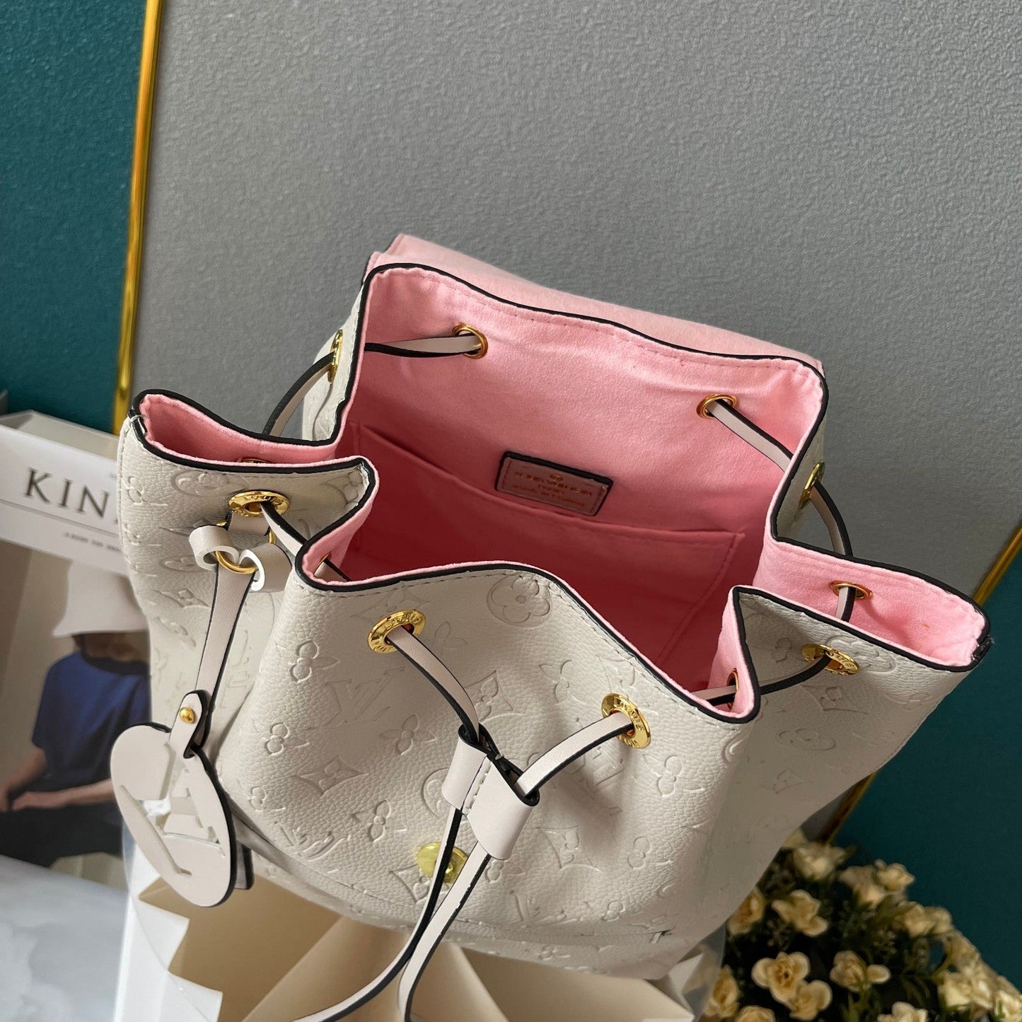 Elite Carryalls