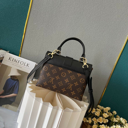 Elite Carryalls