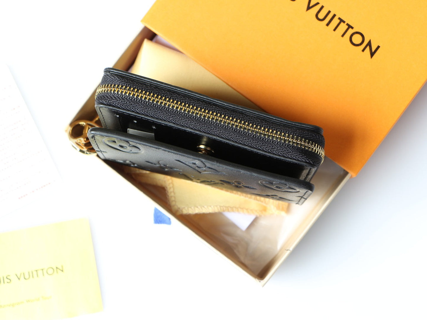 Elite Carryalls