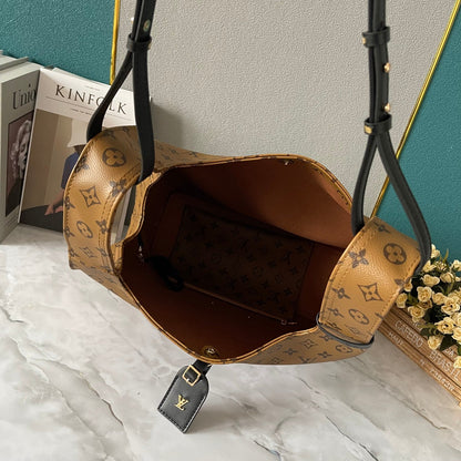 Elite Carryalls