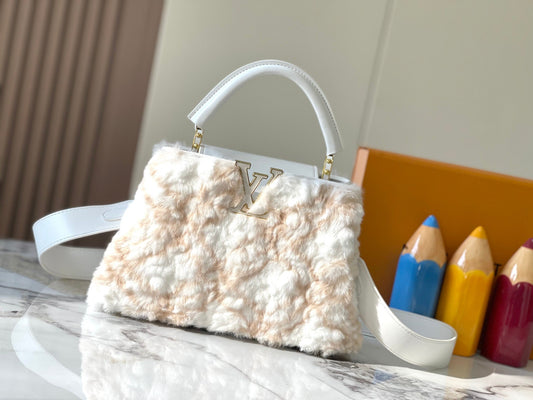Elite Carryalls