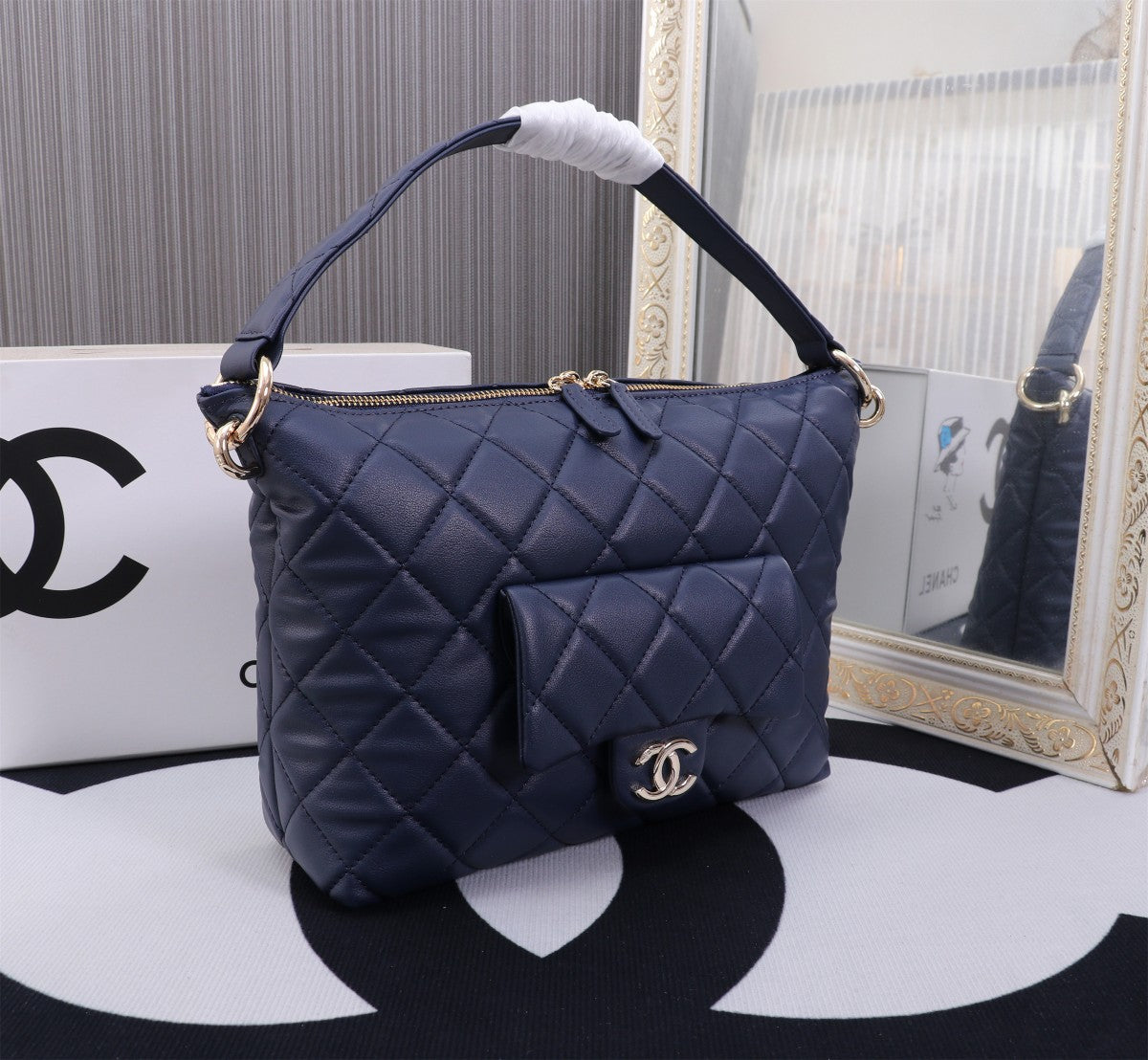 Elite Carryalls