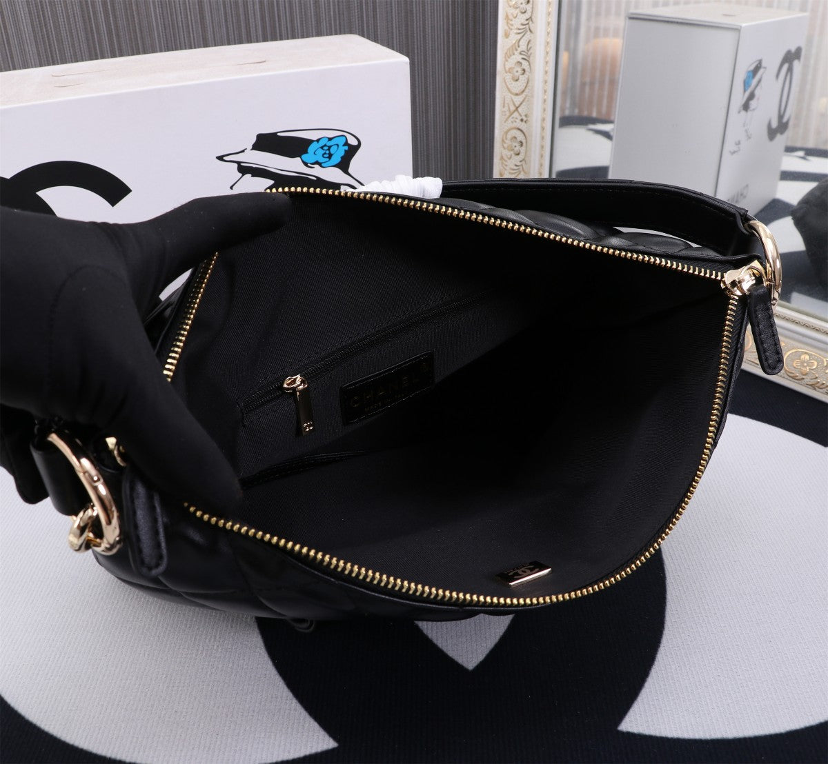 Elite Carryalls