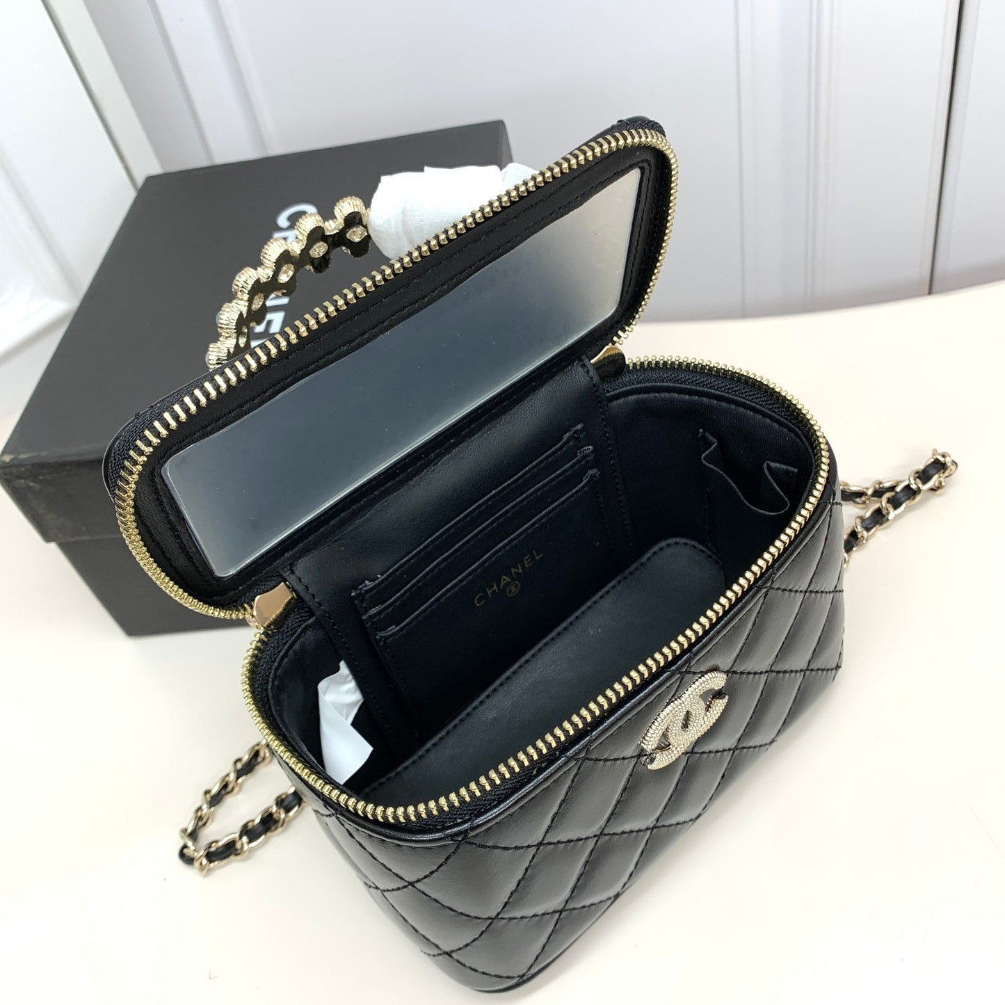 Elite Carryalls