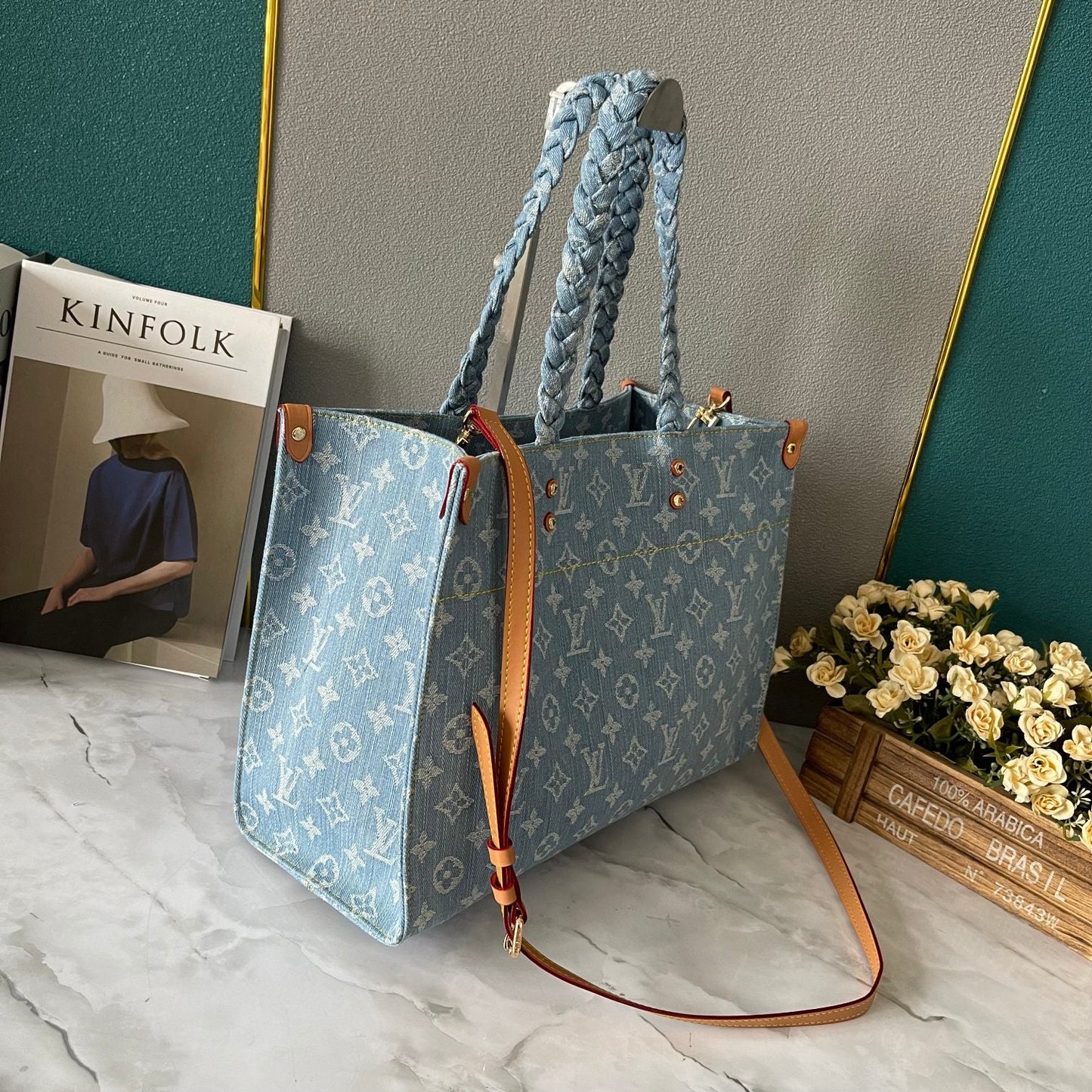 Elite Carryalls