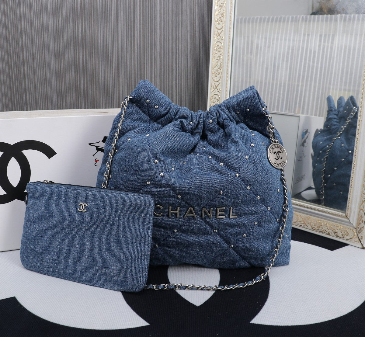 Elite Carryalls