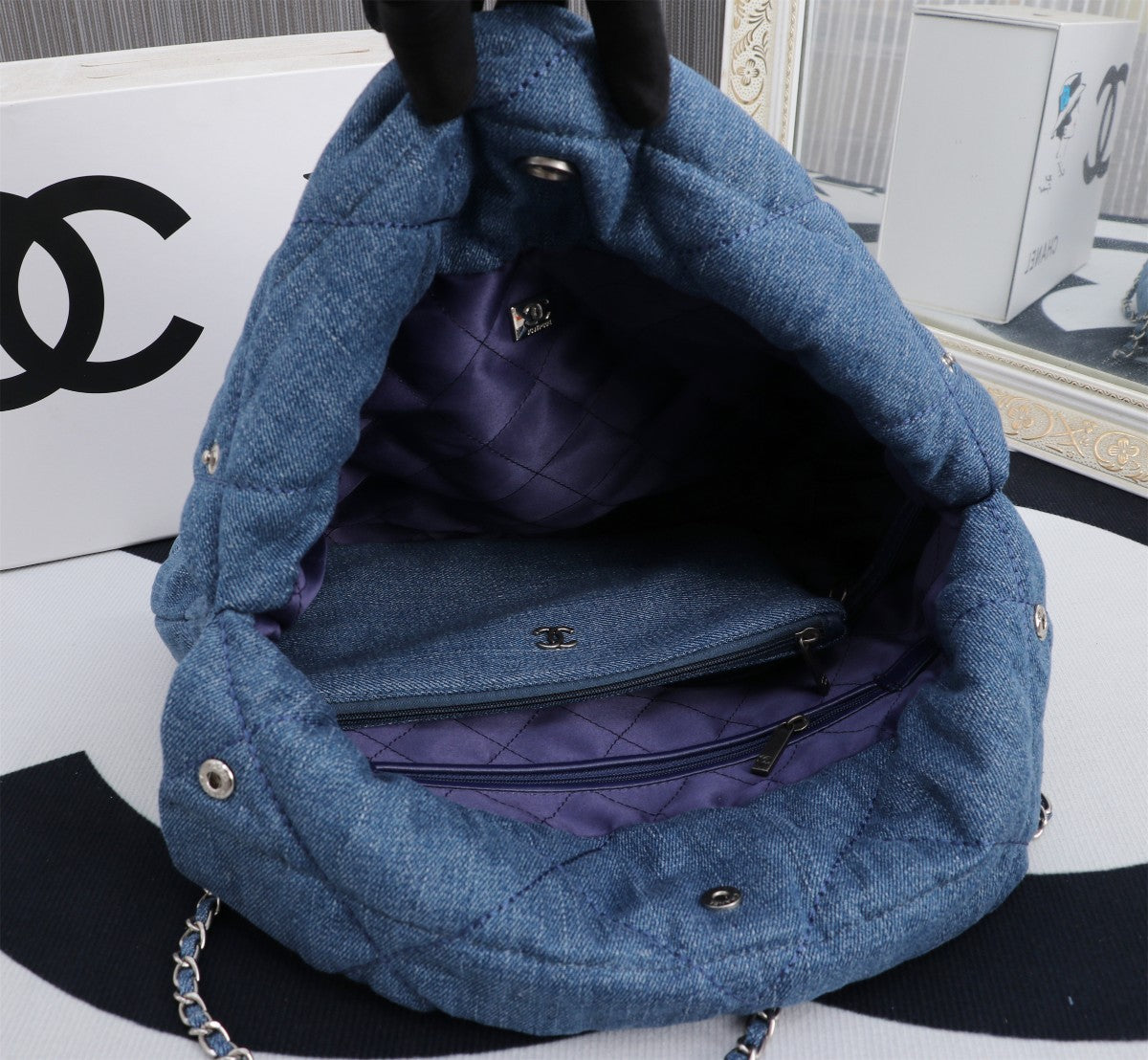 Elite Carryalls