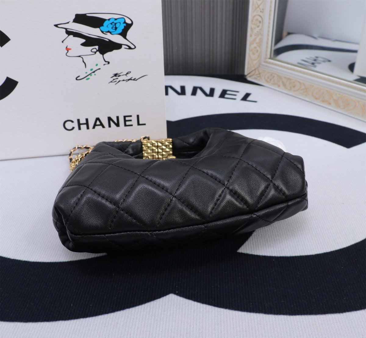 Elite Carryalls