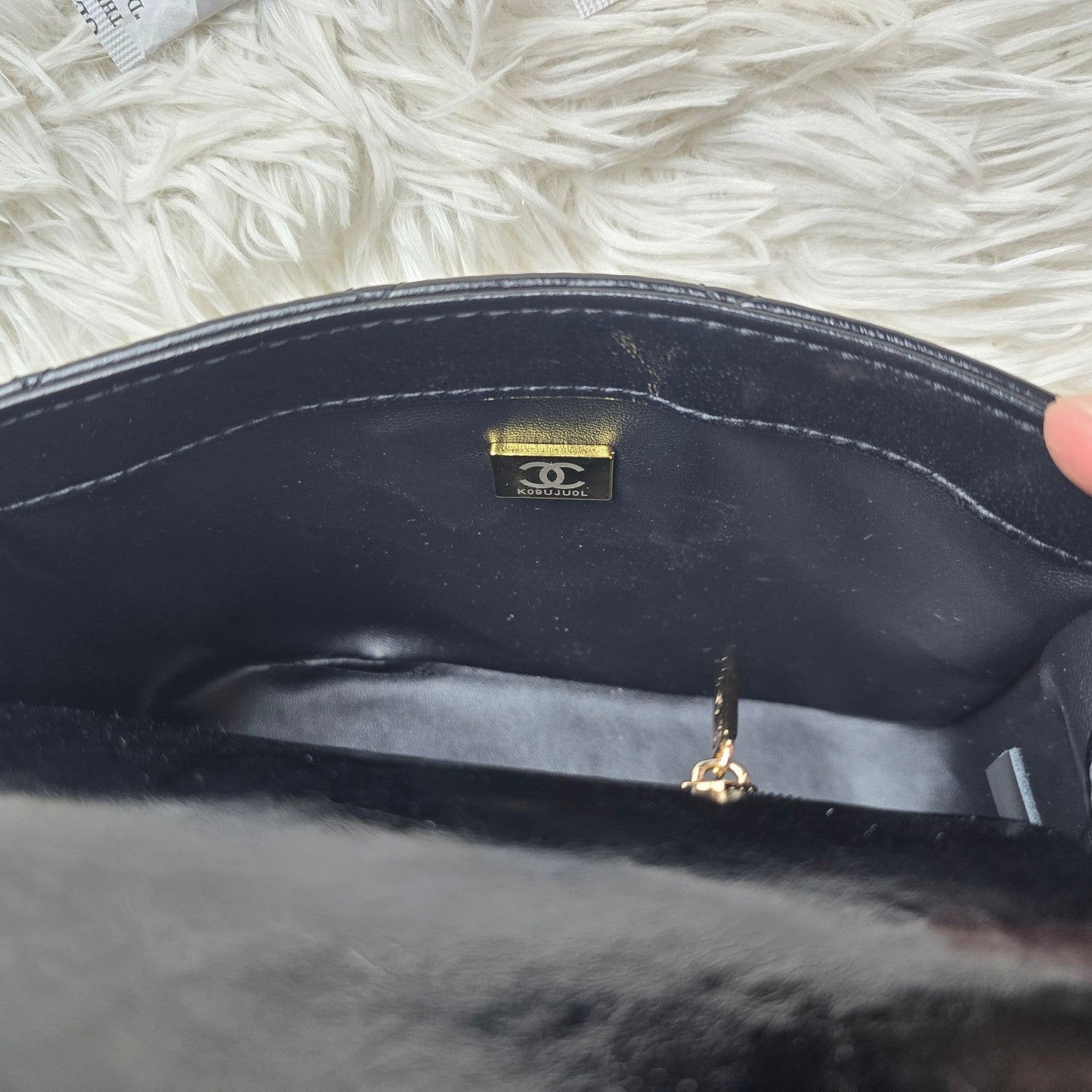 Elite Carryalls
