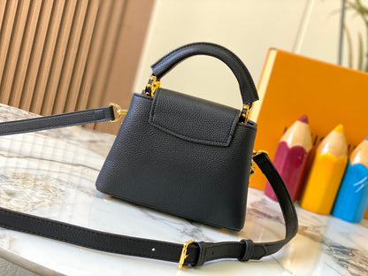 Elite Carryalls