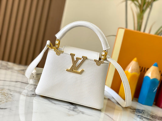 Elite Carryalls