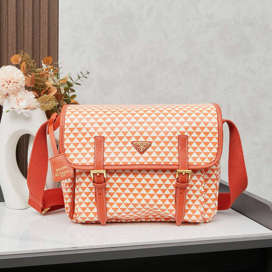 Elite Carryalls