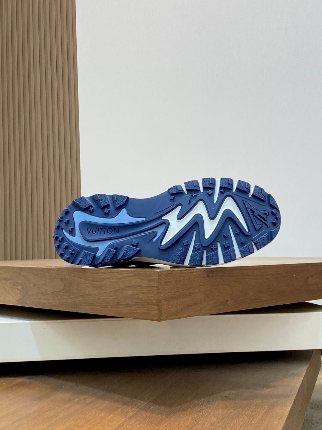 Louis Vuitton Runner Tatic Trainers