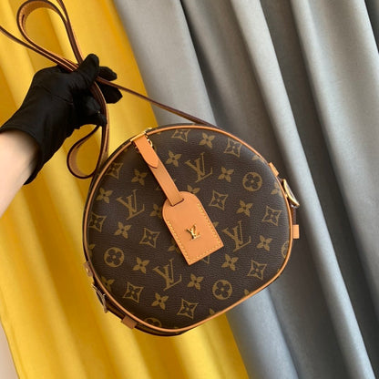 Elite Carryalls