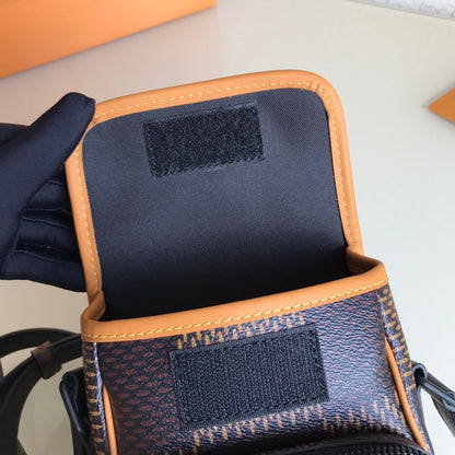 Elite Carryalls