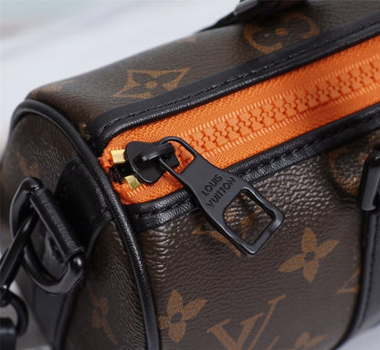 Elite Carryalls