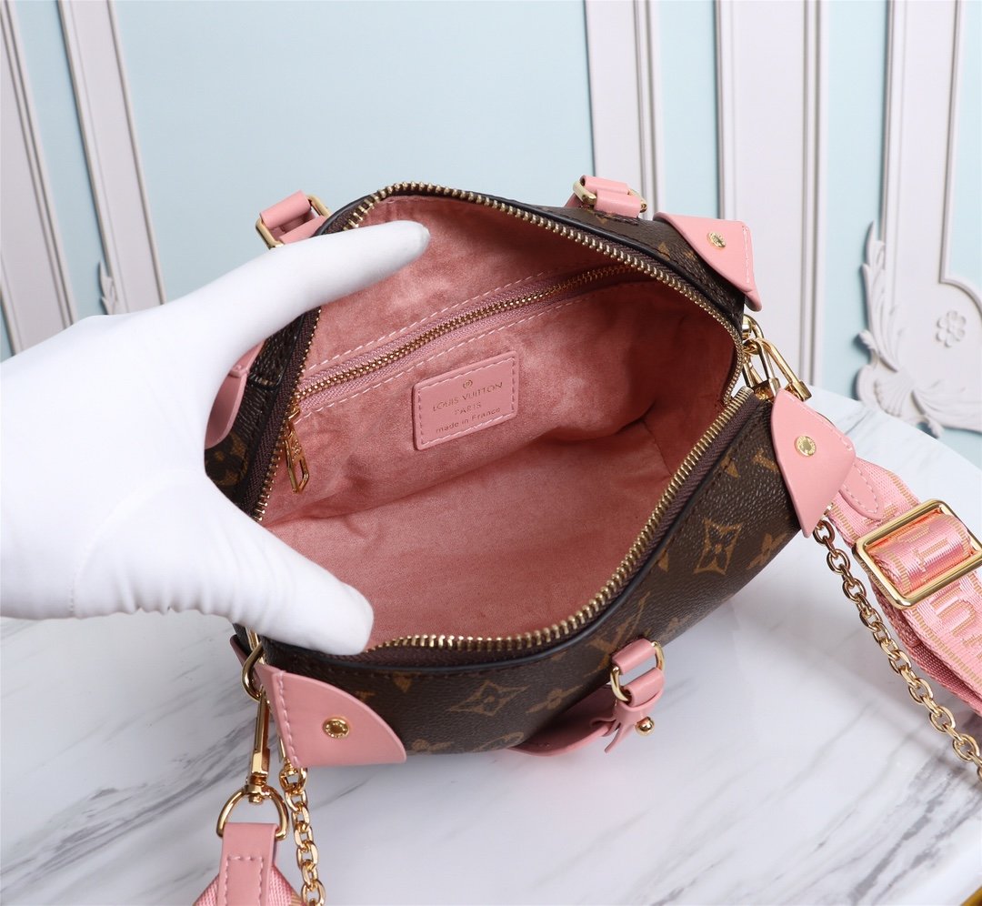 Elite Carryalls