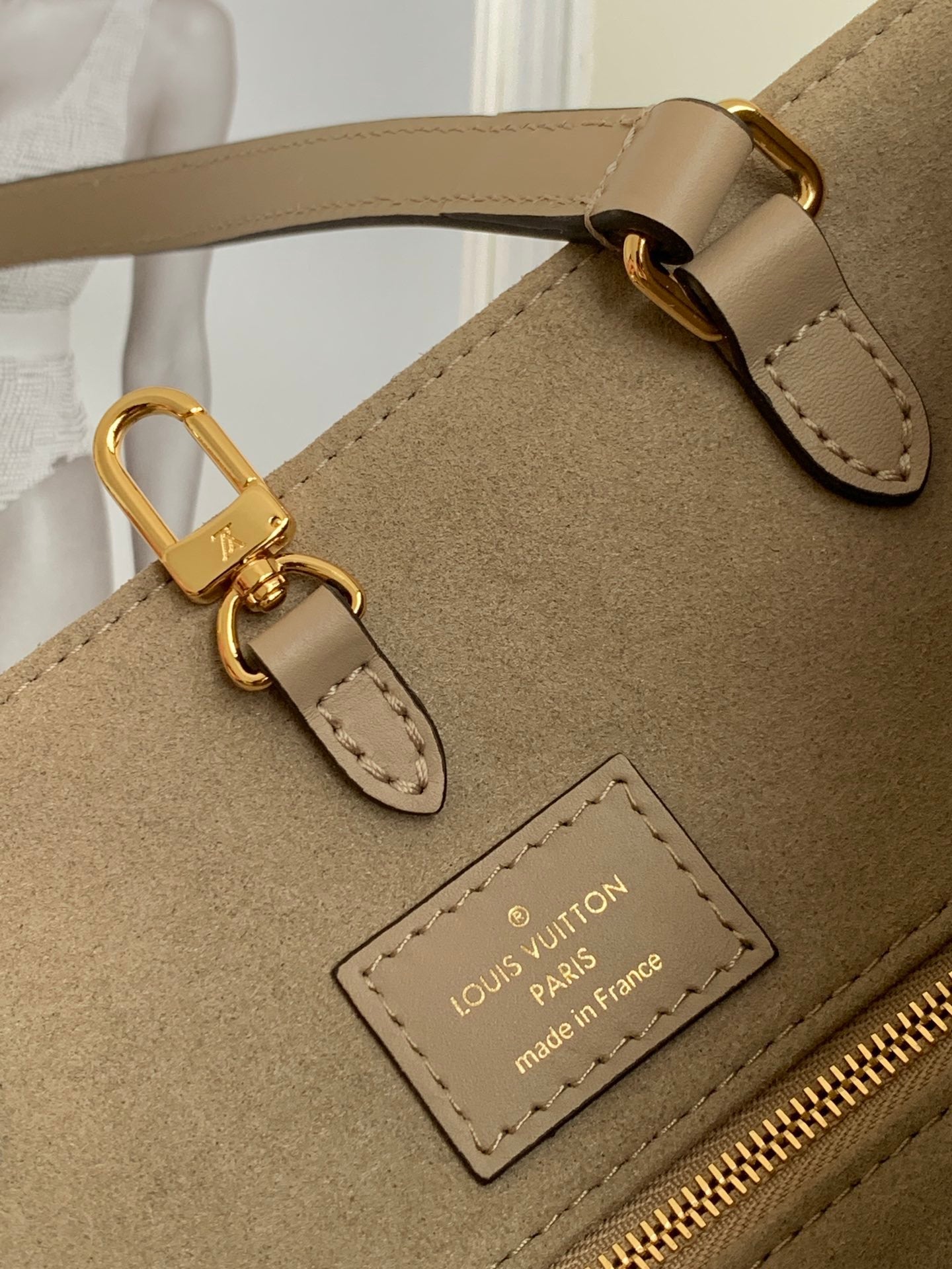 Elite Carryalls