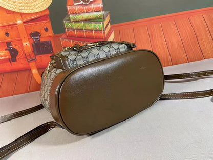 Elite Carryalls