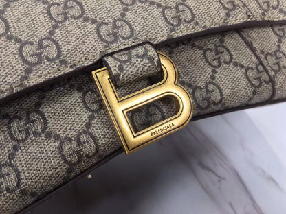Elite Carryalls