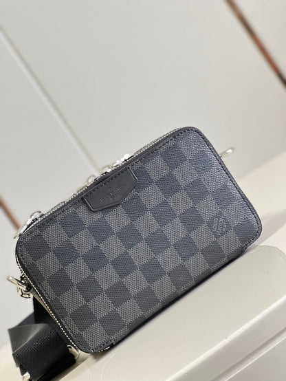 Elite Carryalls
