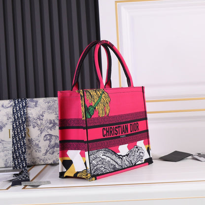 Elite Carryalls