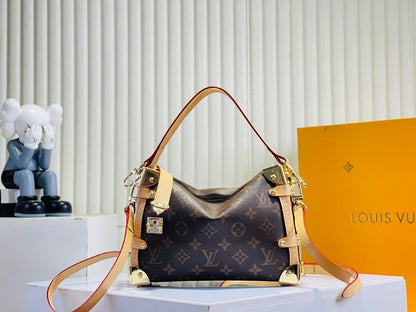 Elite Carryalls