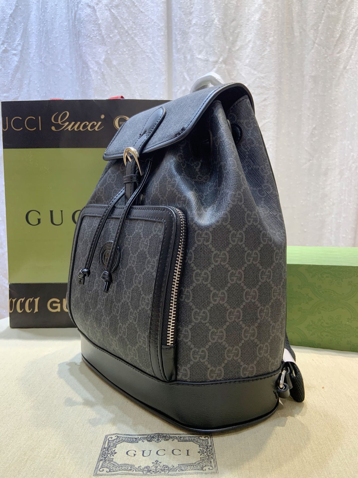 Elite Carryalls
